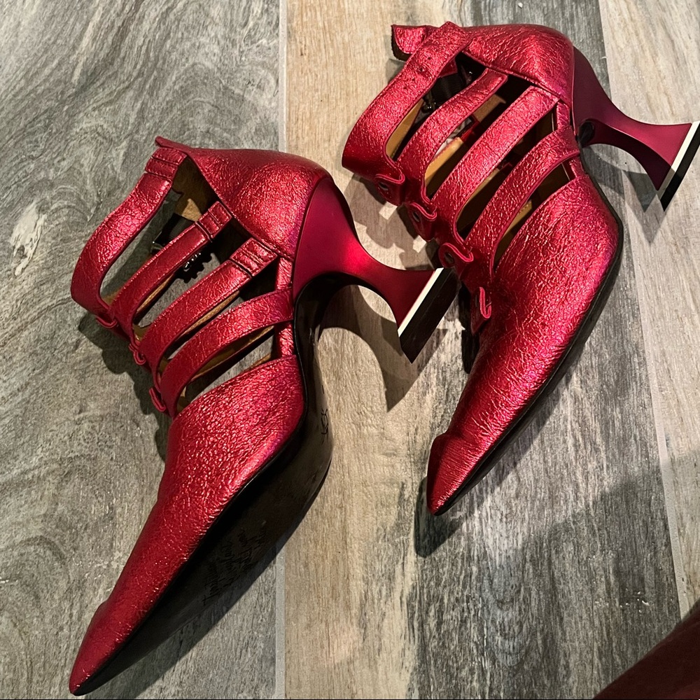 fluevog esoteric temptations —ros strappy booties
